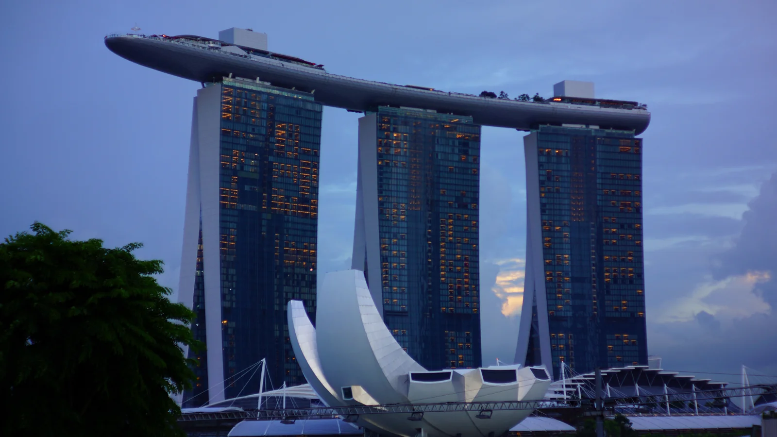 Singapore Marina Bay Sands daylight view