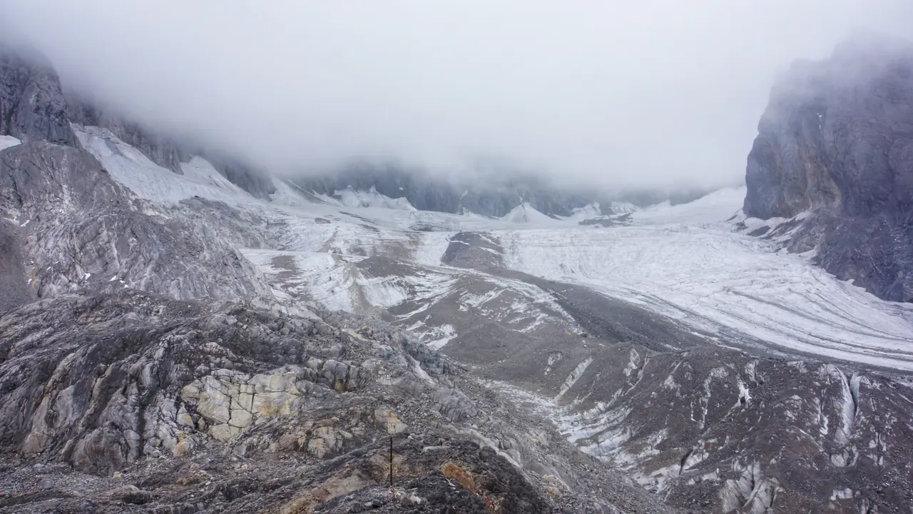 Lijiang Jade Dragon Snow Mountain